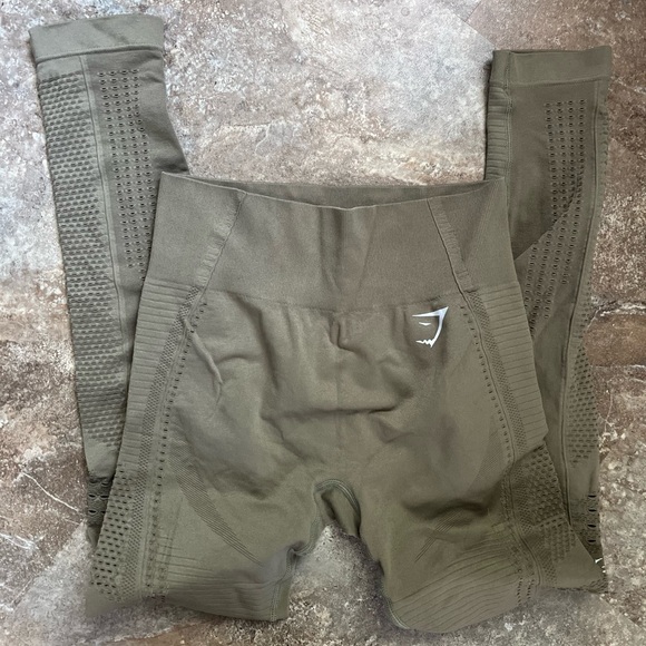 Olive Gymshark Leggings - Picture 1 of 1